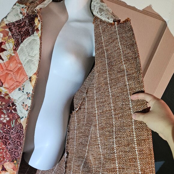 Quilt pattern jacket - Picture 9 of 13